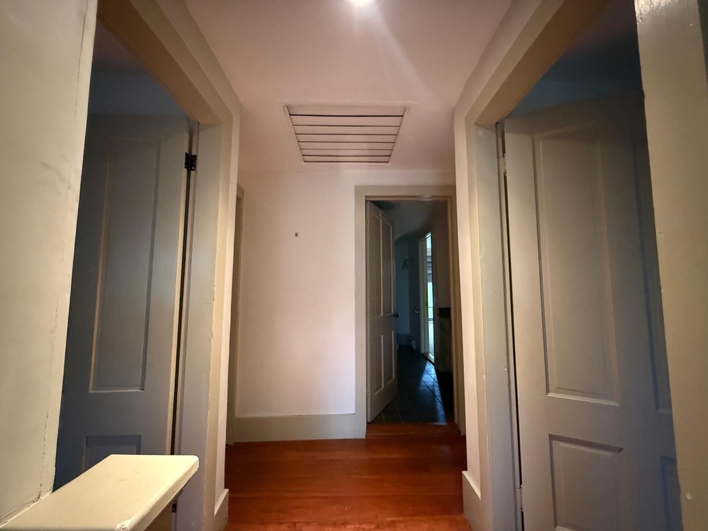 176 Western - Photo 15
