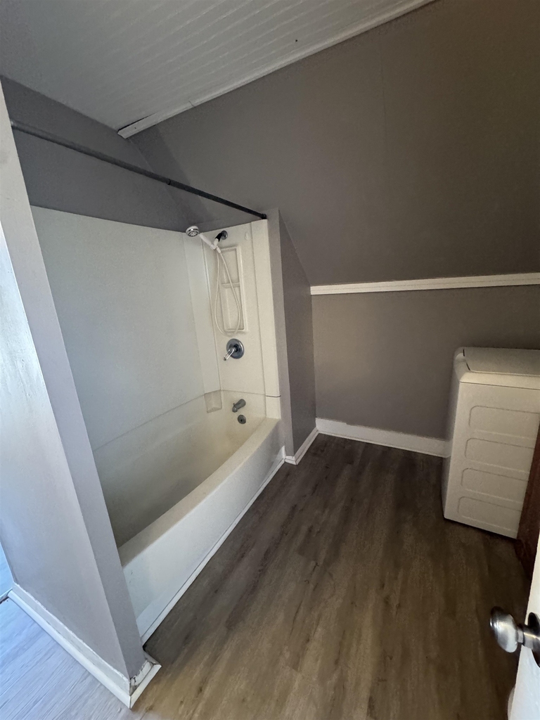 354 Spruce - Photo 5