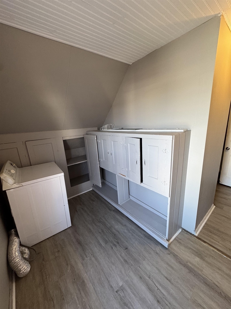 354 Spruce - Photo 7