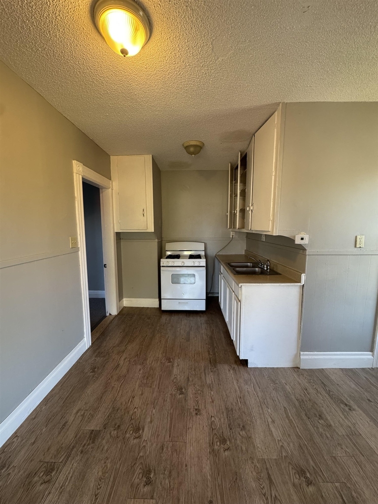 34 Cheney - Photo 1