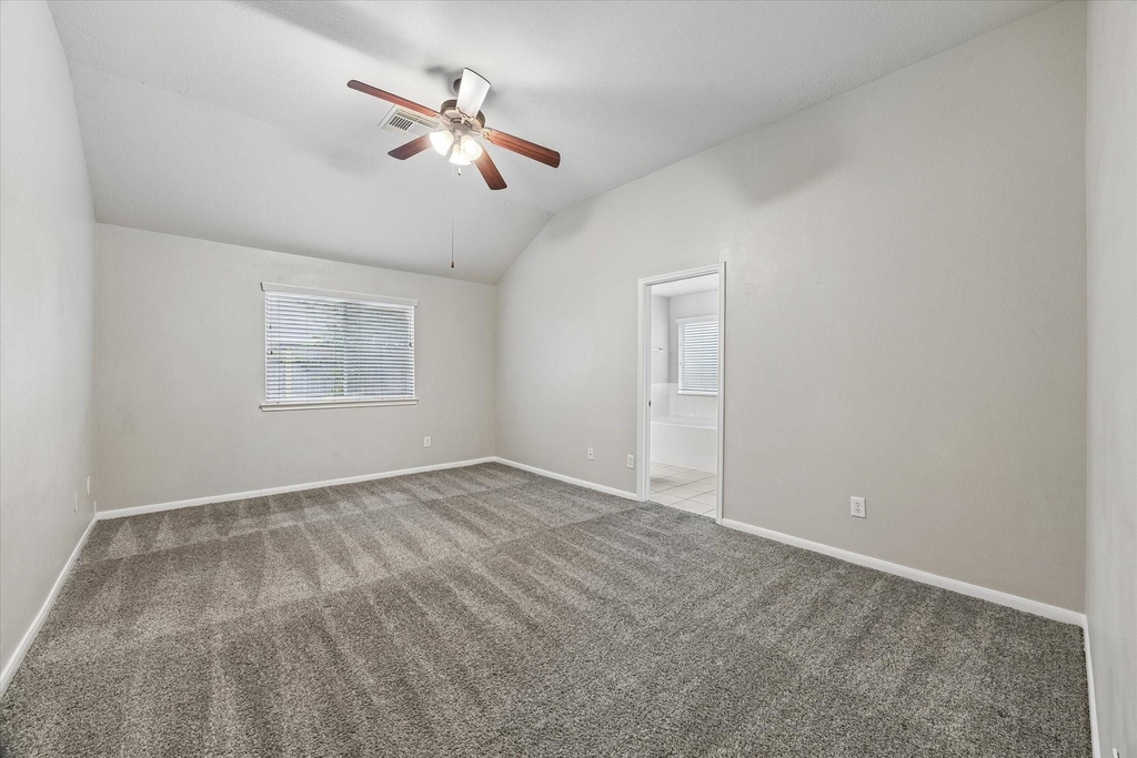 15203 Green Whisper Drive - Photo 14