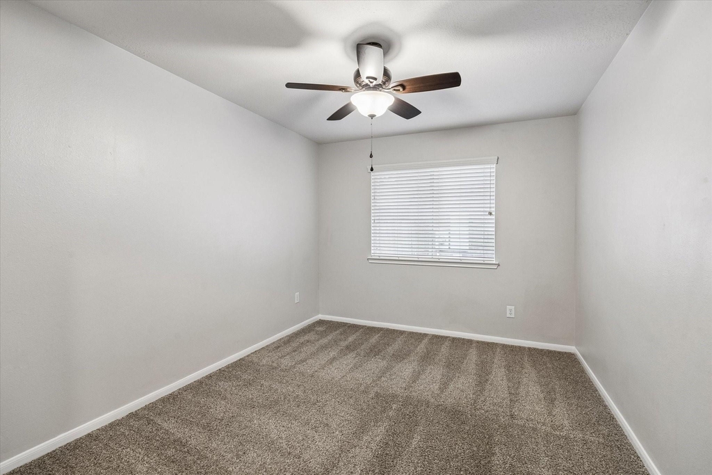 15203 Green Whisper Drive - Photo 11