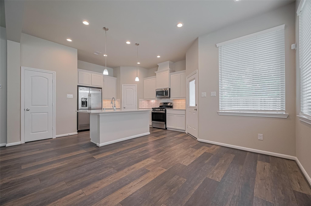 363 Biltmore Loop - Photo 10