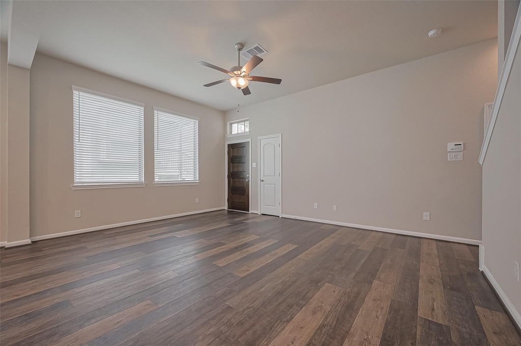 363 Biltmore Loop - Photo 6
