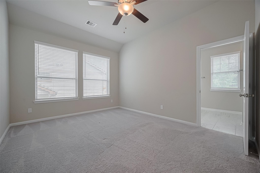 363 Biltmore Loop - Photo 39