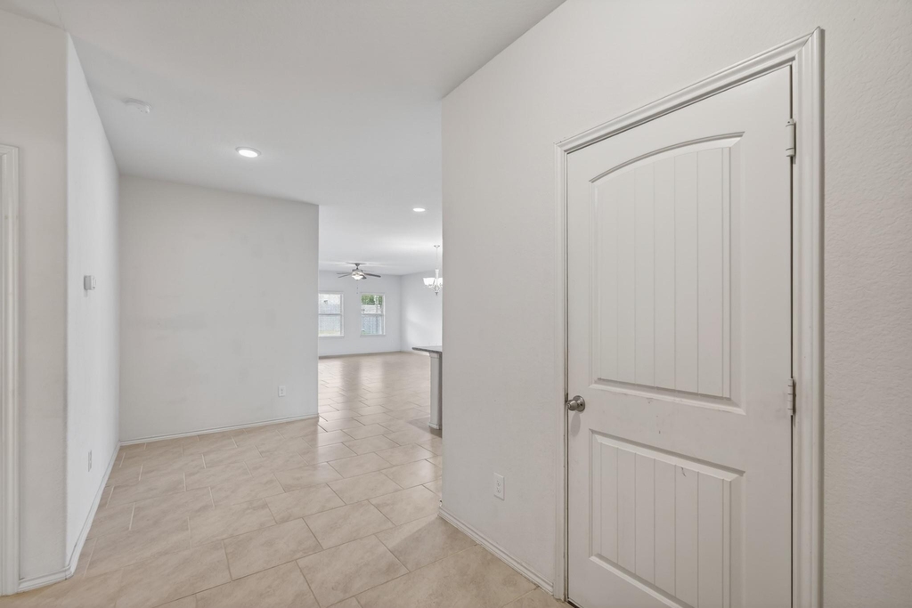 138 Meadow Grove Drive - Photo 8