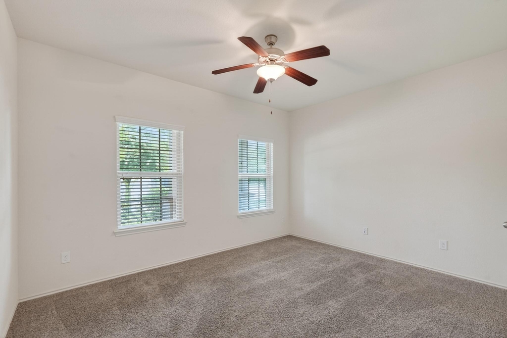 138 Meadow Grove Drive - Photo 25