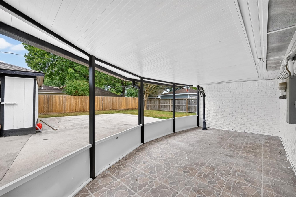 6038 Cartagena Street - Photo 45