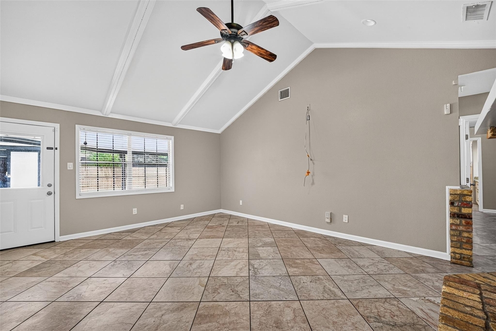 6038 Cartagena Street - Photo 13