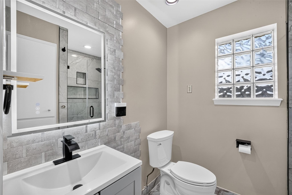 6038 Cartagena Street - Photo 42