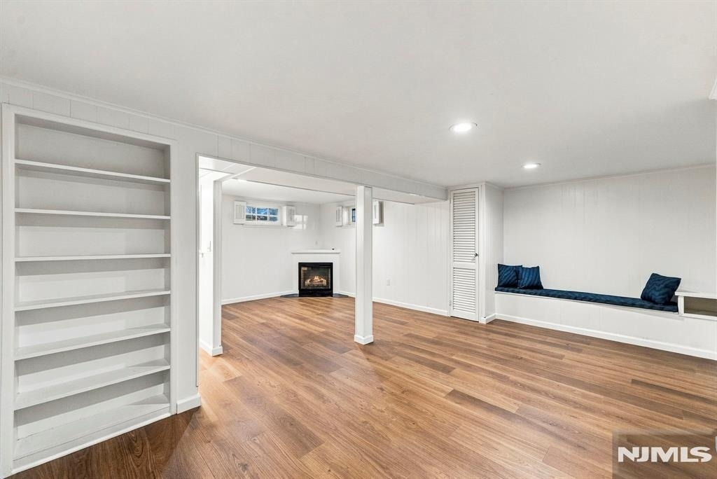 16 Hillcrest - Photo 11
