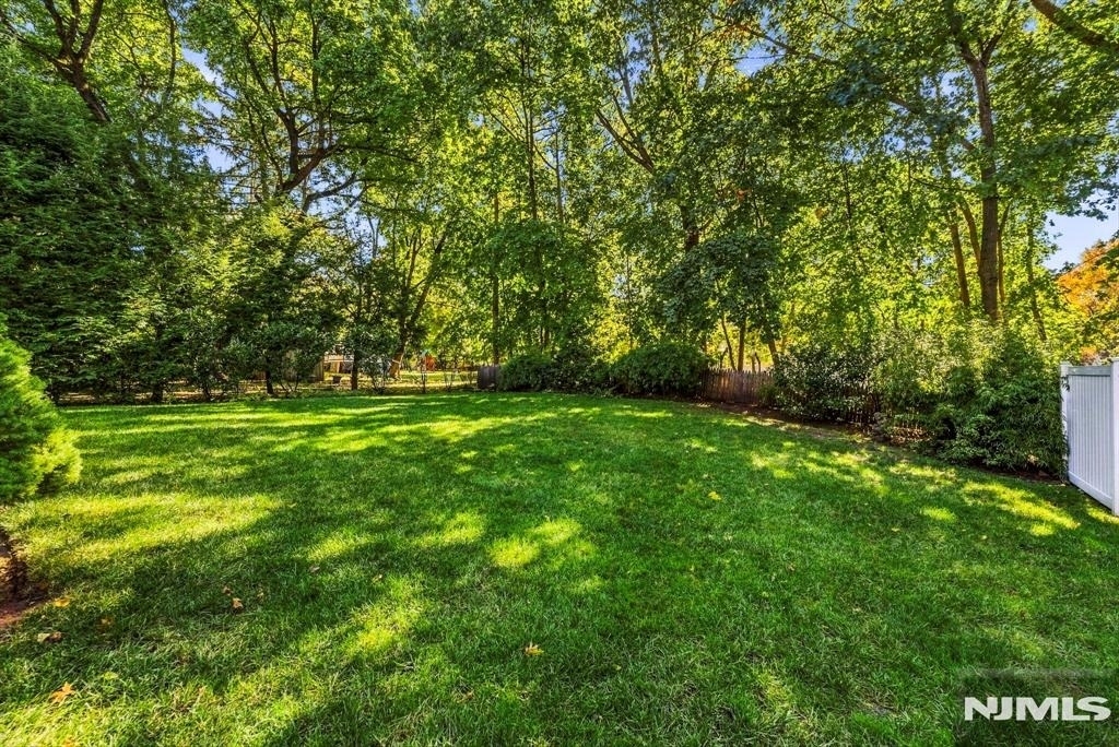 16 Hillcrest - Photo 21