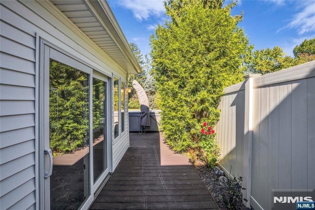 19 Crefeld - Photo 34