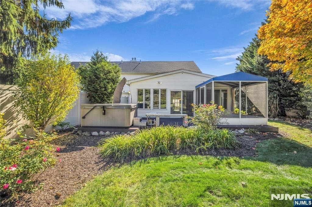19 Crefeld - Photo 37