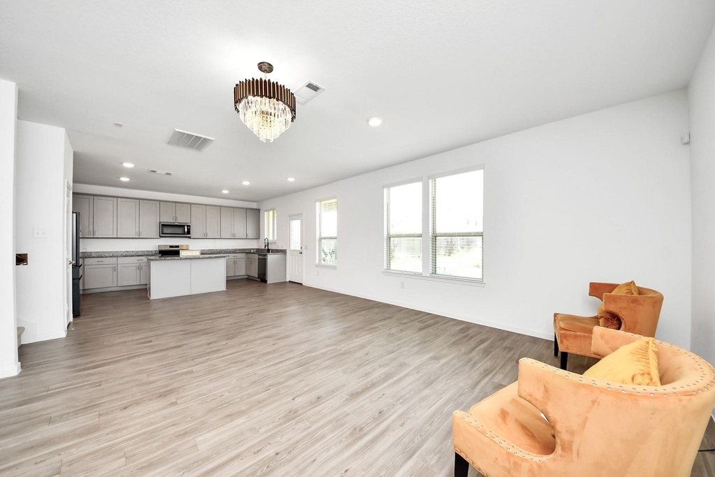 1312 Ventura Creek Drive - Photo 3