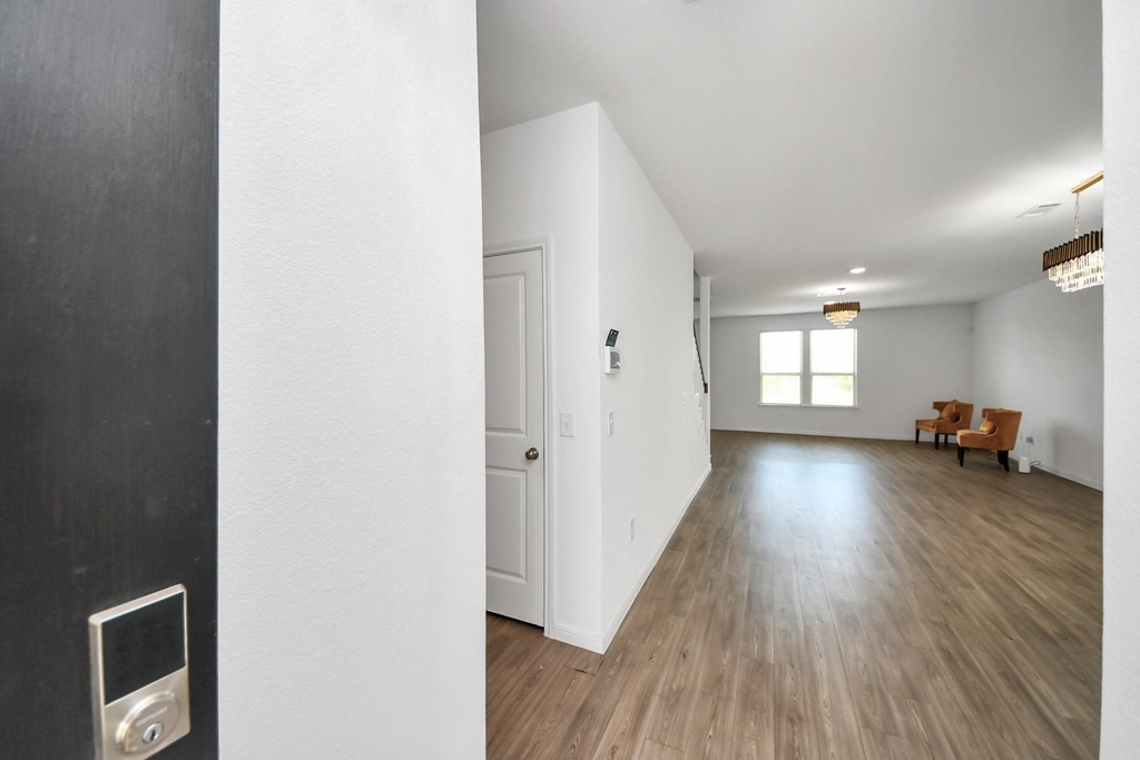 1312 Ventura Creek Drive - Photo 6