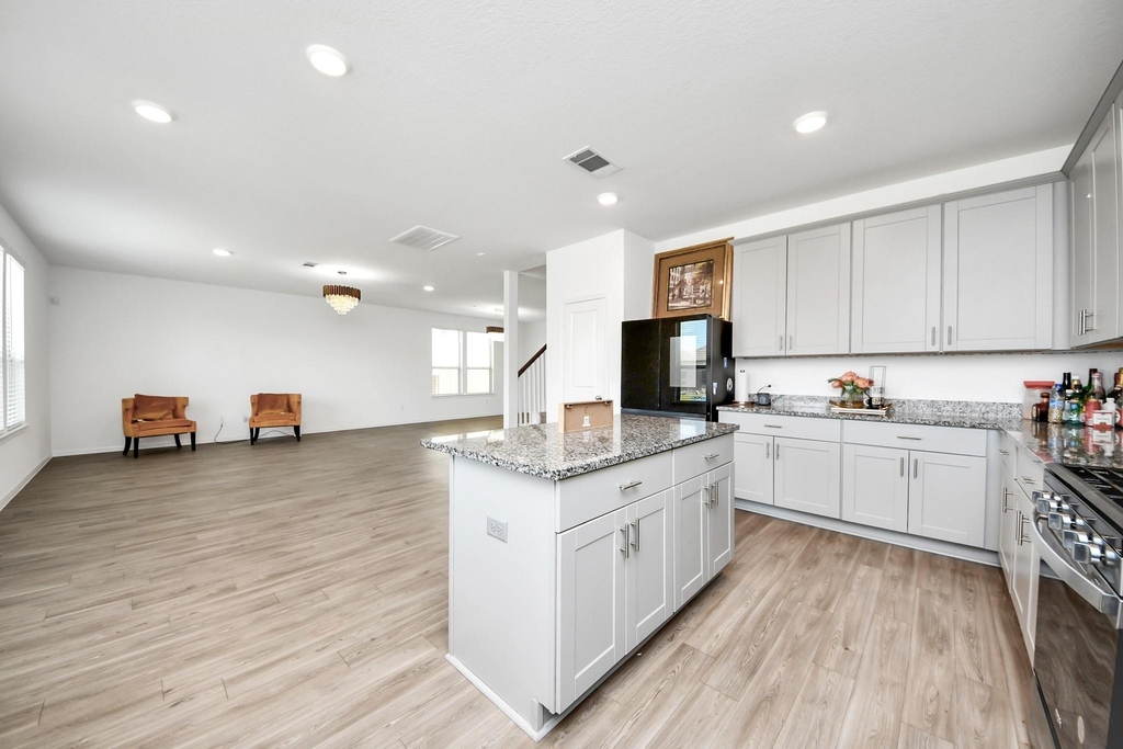 1312 Ventura Creek Drive - Photo 4