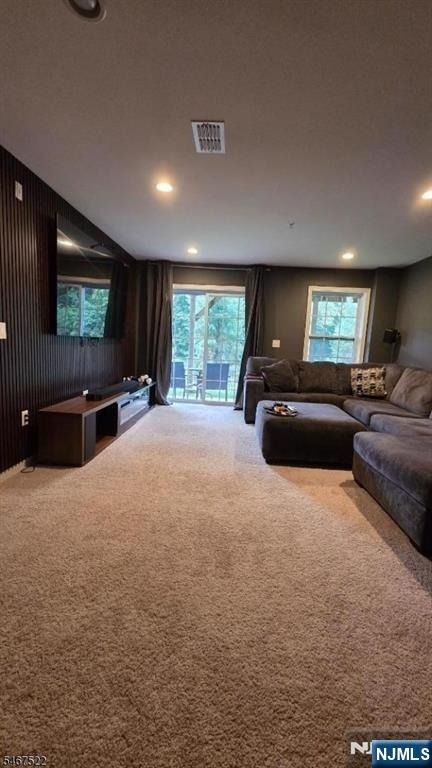 83 Sequoia - Photo 28