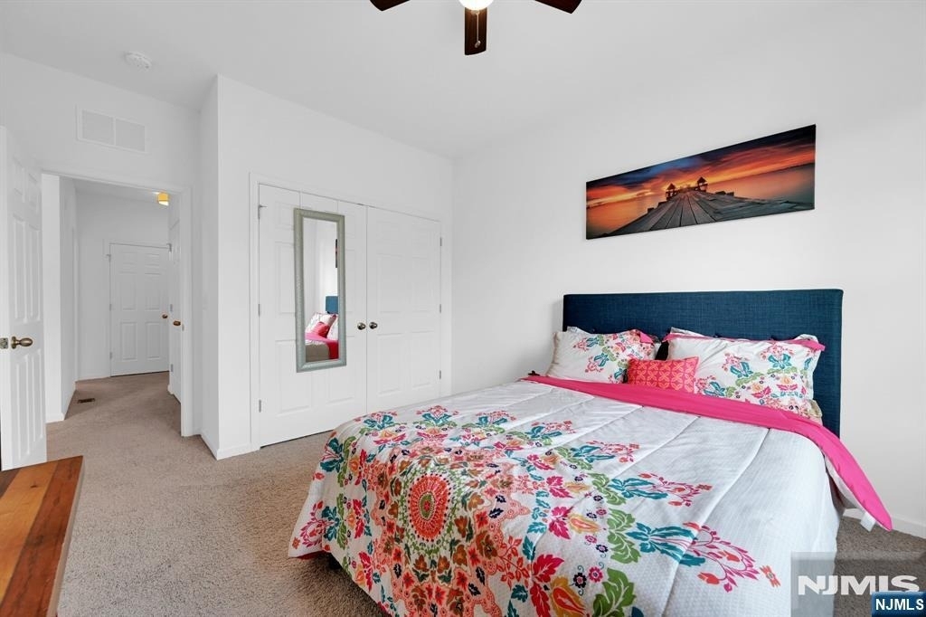 83 Sequoia - Photo 26