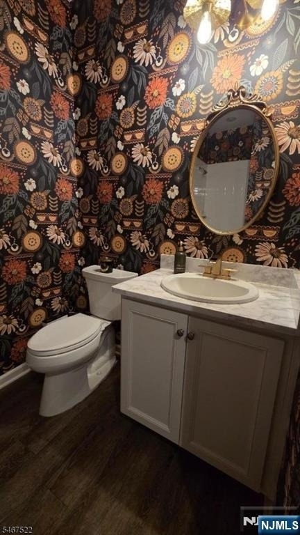 83 Sequoia - Photo 14