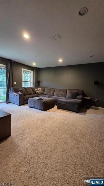83 Sequoia - Photo 27