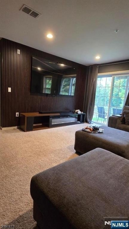 83 Sequoia - Photo 29