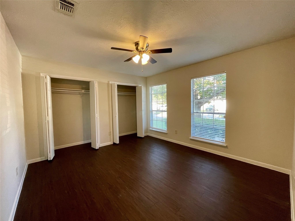 6619 Pleasant Stream Drive - Photo 16