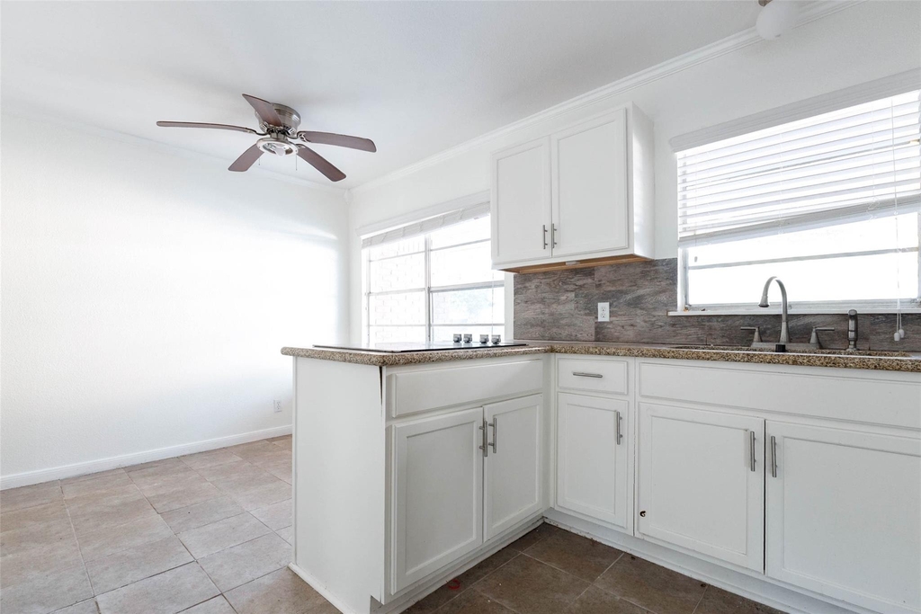 5315 Creekbend Drive - Photo 14