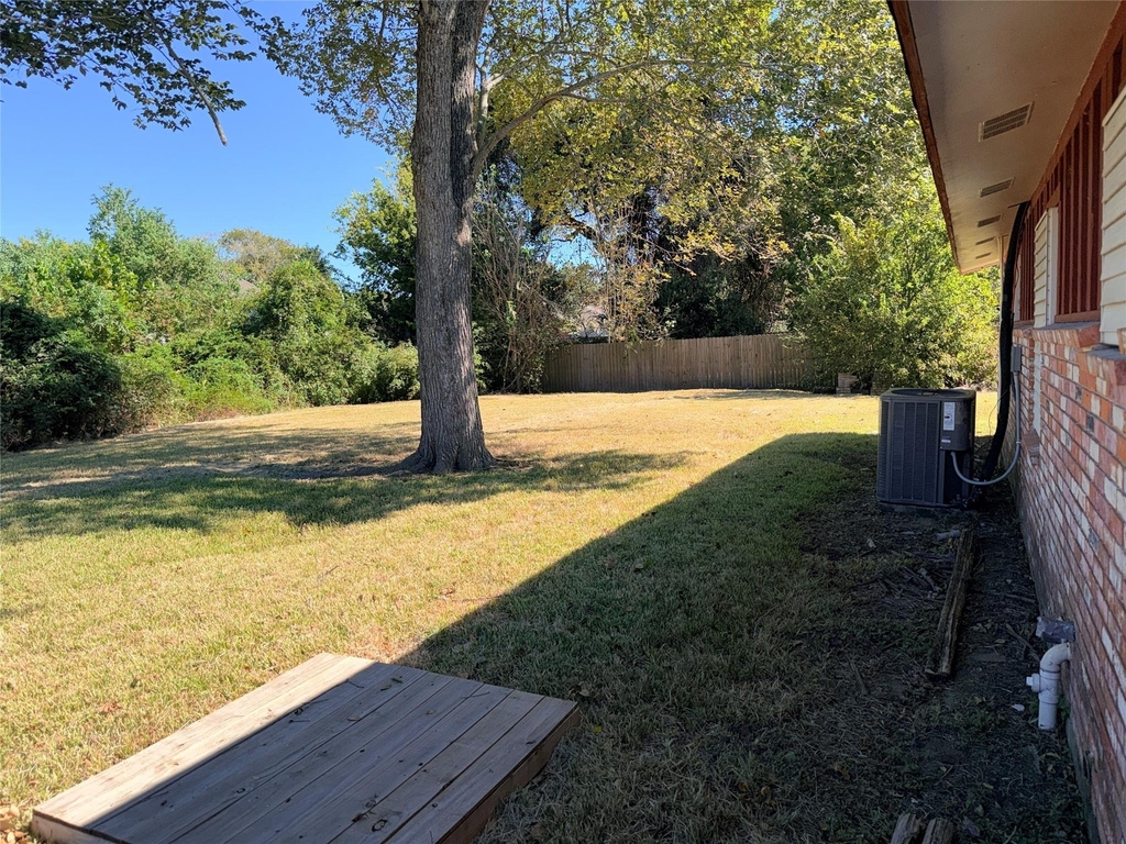 6106 Linton Lane - Photo 11