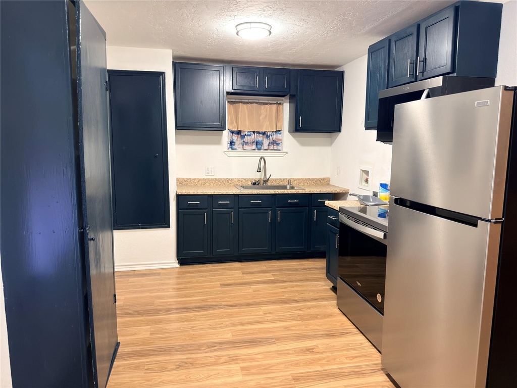 6106 Linton Lane - Photo 3