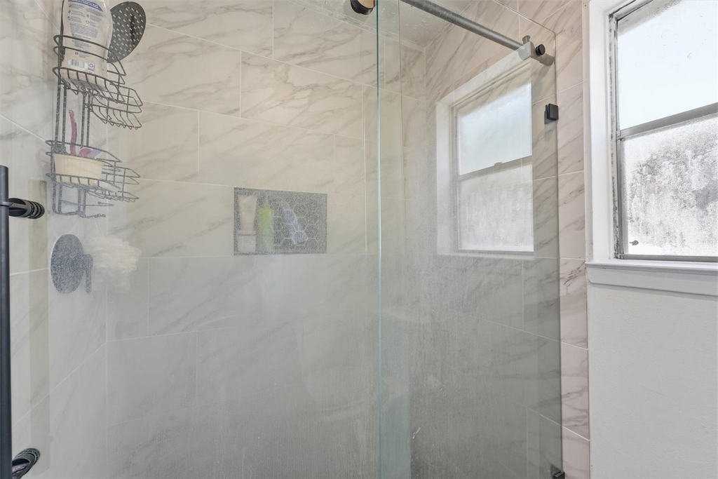 19414 Lazy Valley Drive - Photo 12