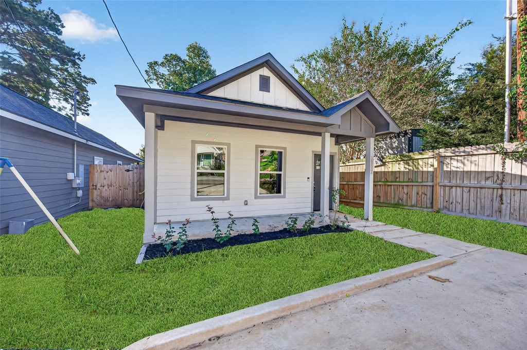 16853 Glenheath - Photo 1