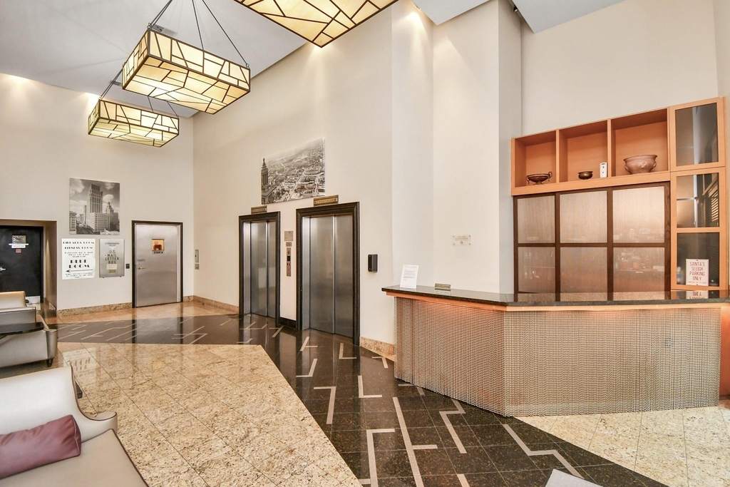 705 Main Street - Photo 2