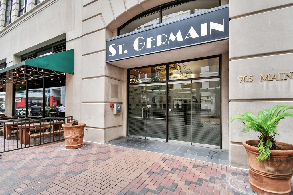 705 Main Street - Photo 0