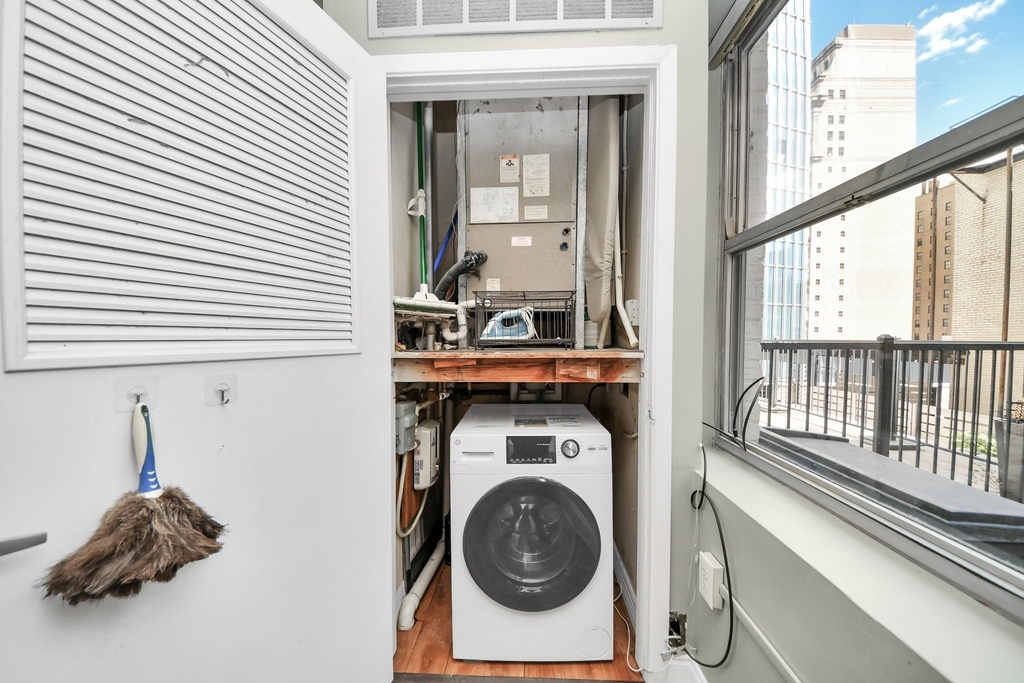 705 Main Street - Photo 17