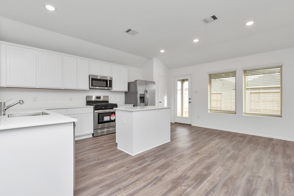 2916 Cordova Hill Drive - Photo 21
