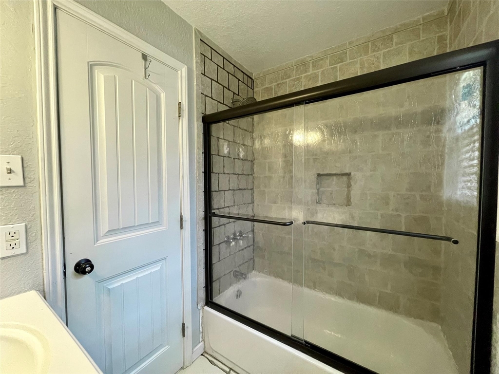 1511 N Avenue N - Photo 15