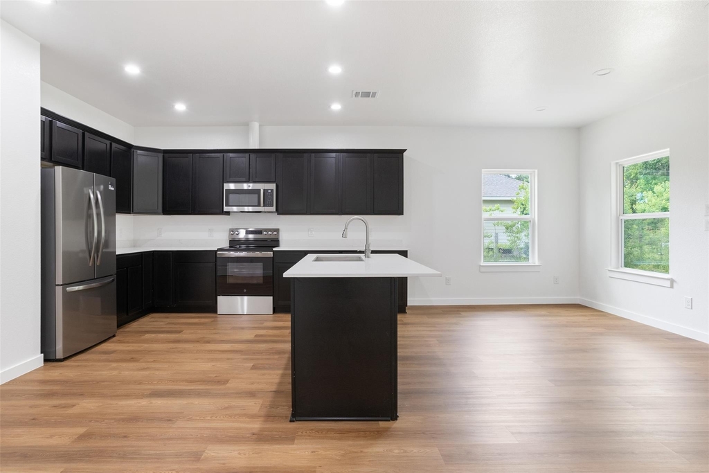 14390 Half Circle Street - Photo 25