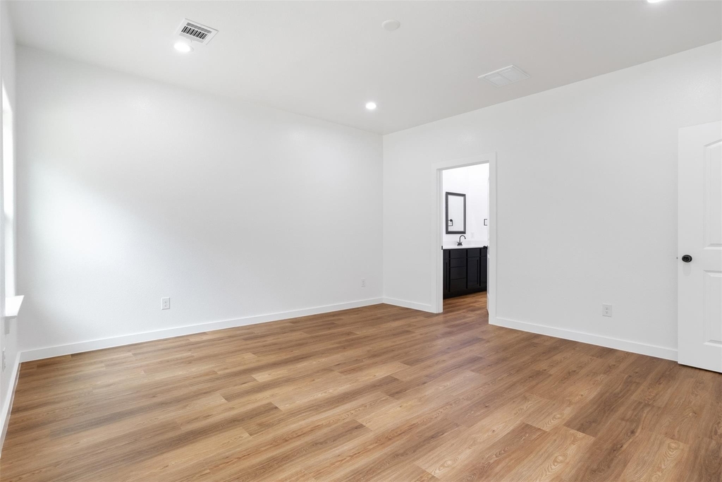 14390 Half Circle Street - Photo 13