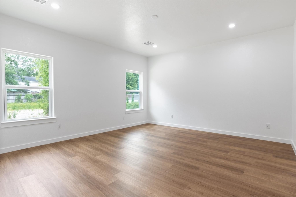 14390 Half Circle Street - Photo 11