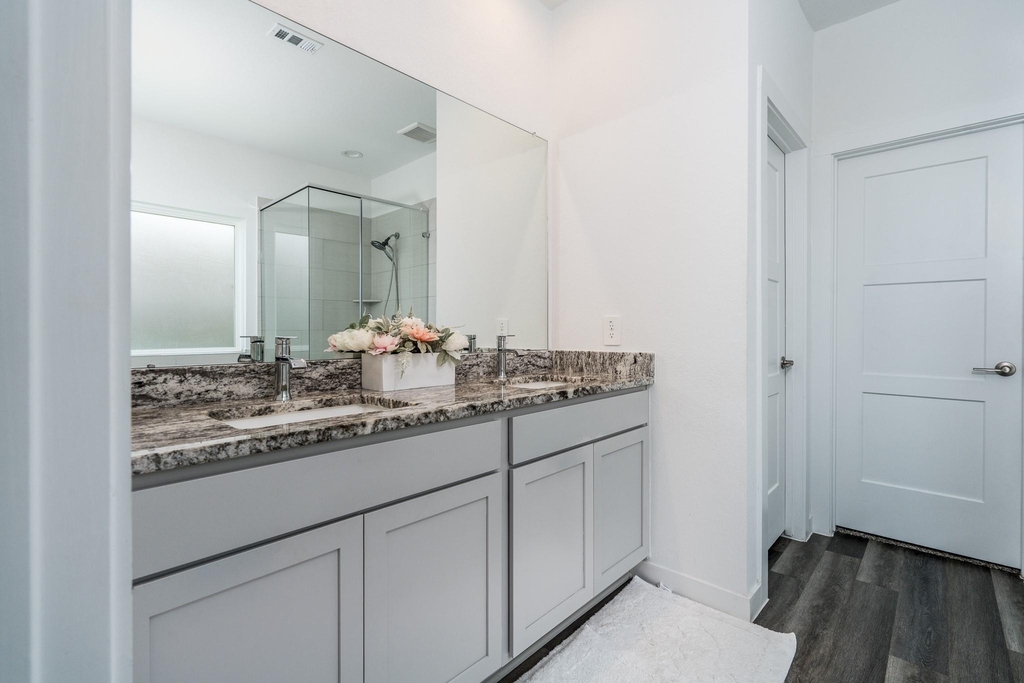 1565 Oakdale Crest Rd - Photo 18