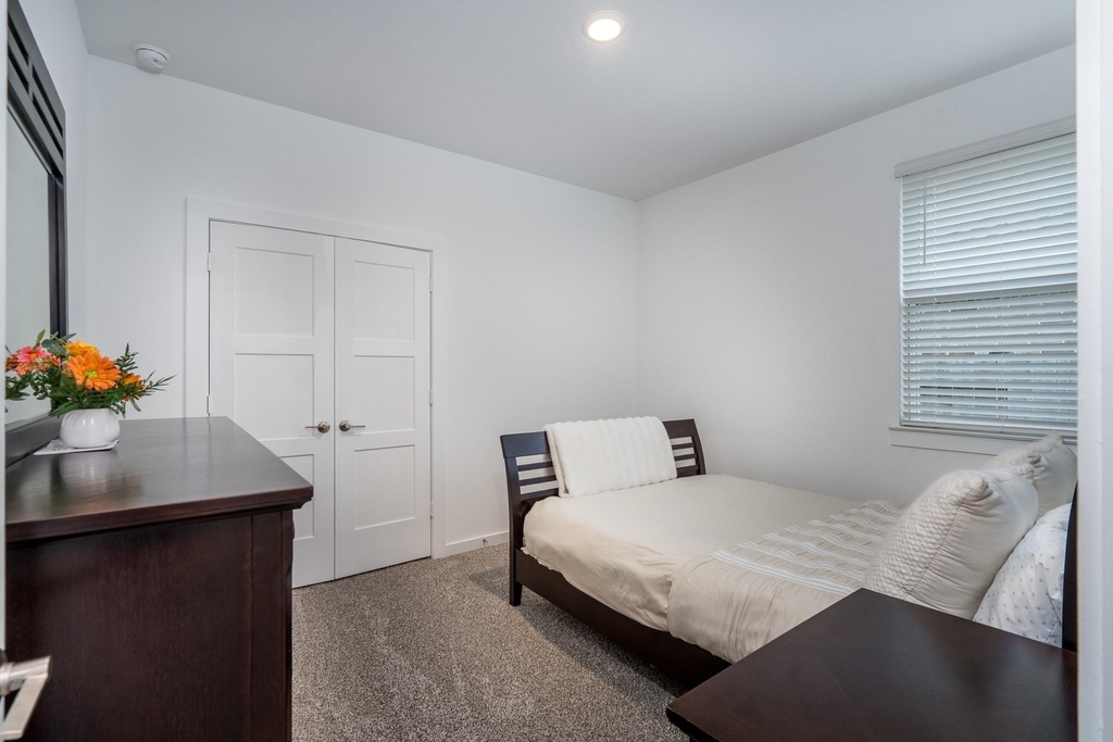 1565 Oakdale Crest Rd - Photo 23