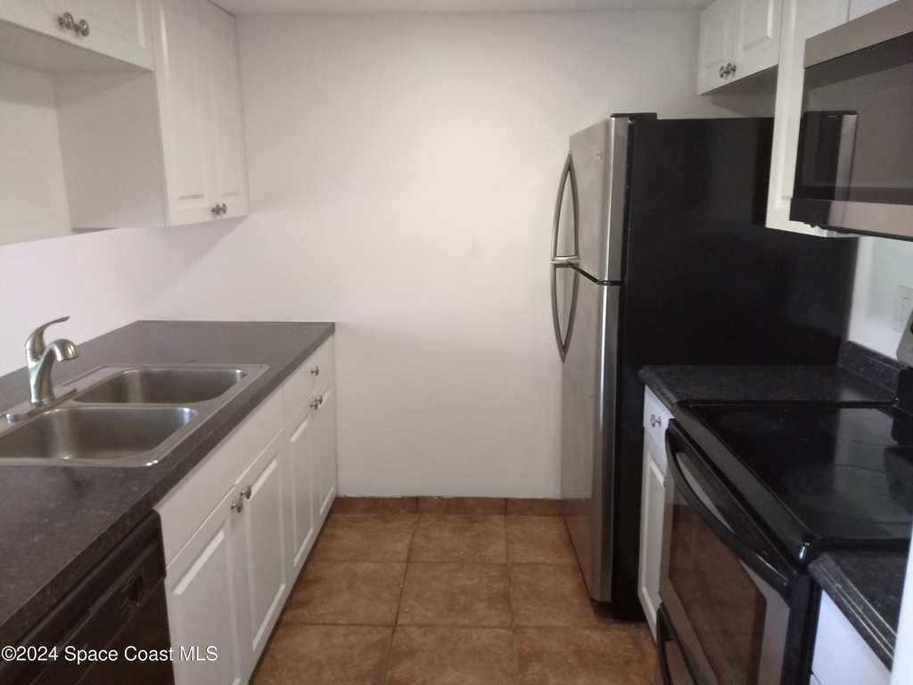 120 San Paulo Circle - Photo 4