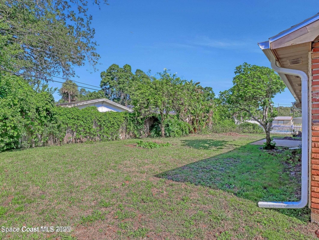 1732 Robin Hood Avenue - Photo 12