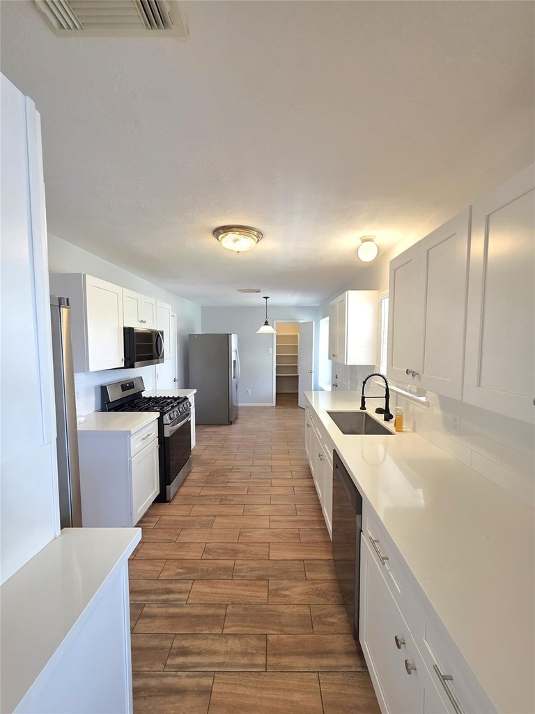 3110 Silverstag Trail Lane - Photo 4