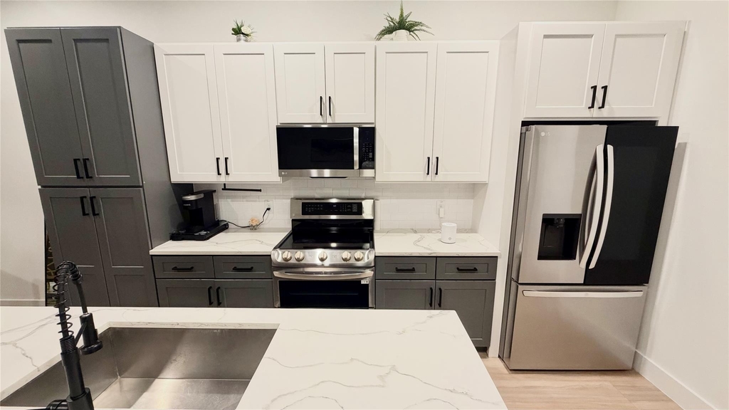 3549 Amos Street - Photo 3