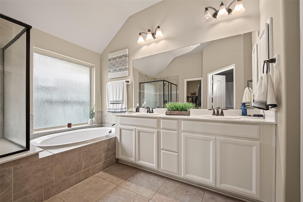 2115 Rolling Hills Drive - Photo 31