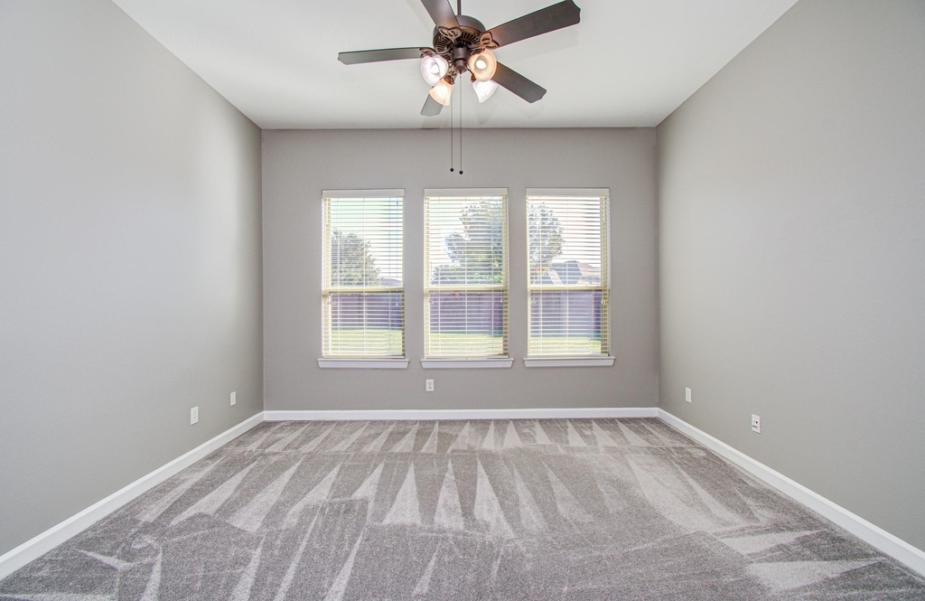8302 Kerrington Glen Drive - Photo 25