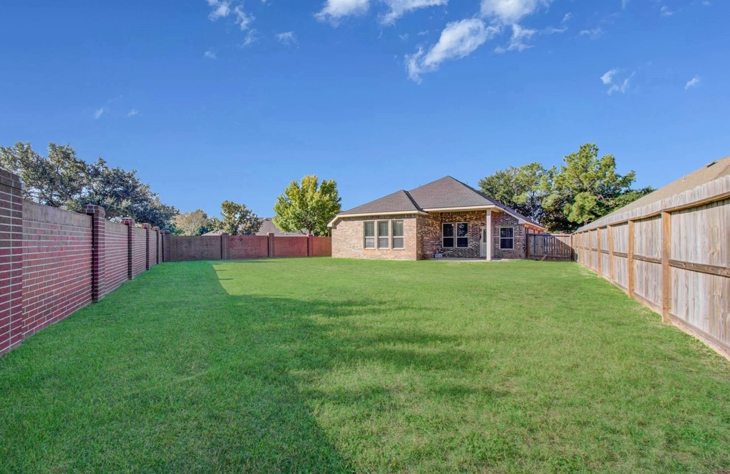 8302 Kerrington Glen Drive - Photo 34