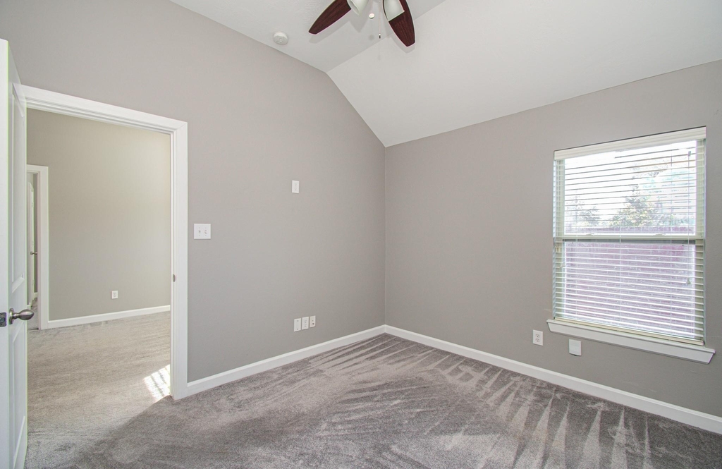8302 Kerrington Glen Drive - Photo 22